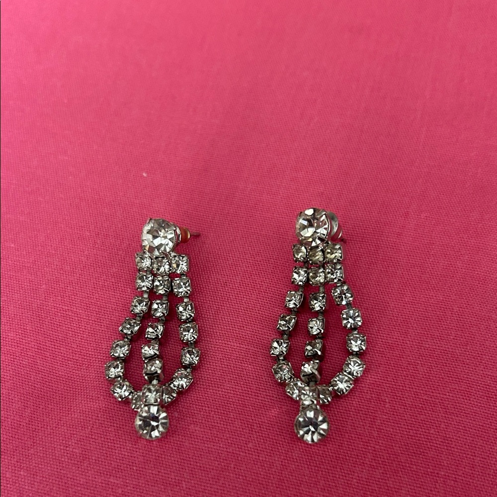 Elegant Silver Crystal Drop Earrings